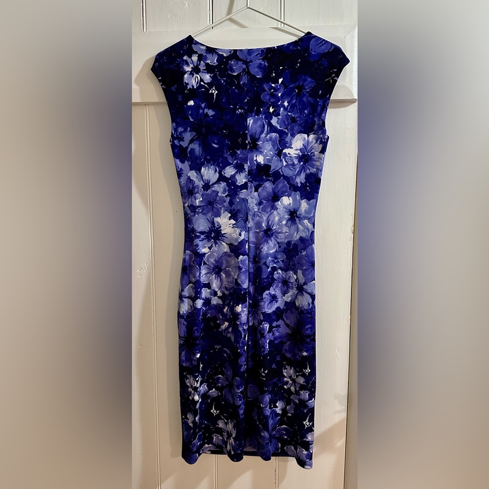 Ralph Lauren Dress Size 4! Great condition! - Picture 2 of 2
